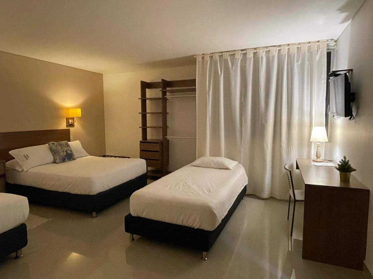 Hotel Soleira Толу Екстер'єр фото